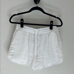 Brand New Club Monaco Linen Short in White (size S)
